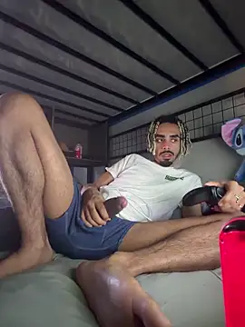 shadespider online show from April 11, 12:20 pm