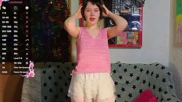 ReincarnatedAngel online show from October 30, 4:37 pm