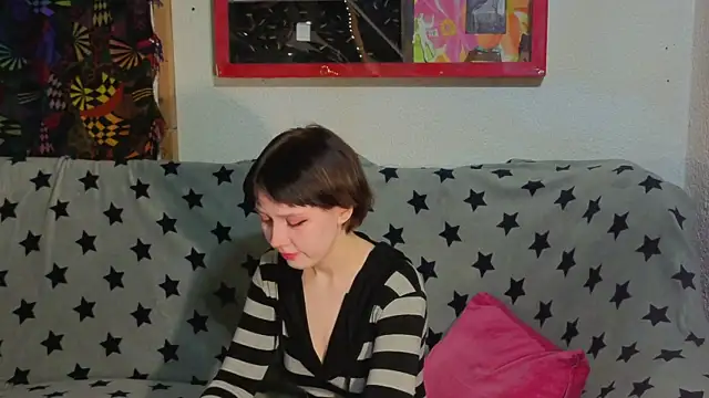 ReincarnatedAngel online show from October 29, 4:39 pm