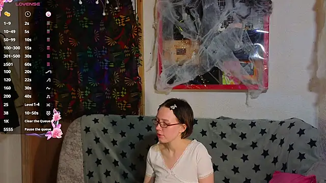 ReincarnatedAngel online show from November 4, 2:26 am