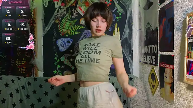 ReincarnatedAngel online show from November 26, 8:53 pm