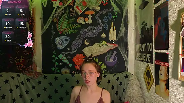 ReincarnatedAngel online show from November 27, 8:53 pm