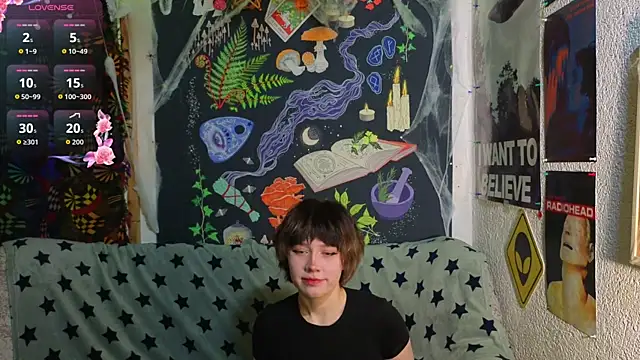 ReincarnatedAngel online show from November 17, 10:03 pm