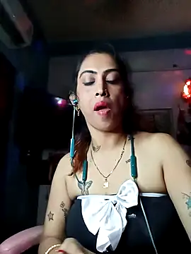 Snapshot of Darling_Annie chatting on October 26, 8:20 pm Darling Annie online show from October 26, 8:20 pm