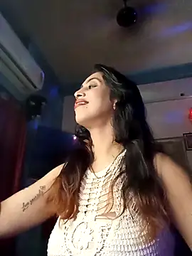 Snapshot of Darling_Annie chatting on November 25, 6:30 pm Darling Annie online show from November 25, 6:30 pm