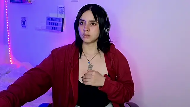 Emily Lindey online show from April 1, 6:15 am