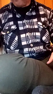 Cucco25 online show from March 4, 7:05 am