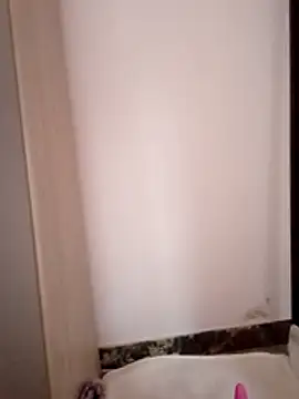 Snapshot of Cucco25 chatting on December 5, 7:29 am Cucco25 online show from December 5, 7:29 am