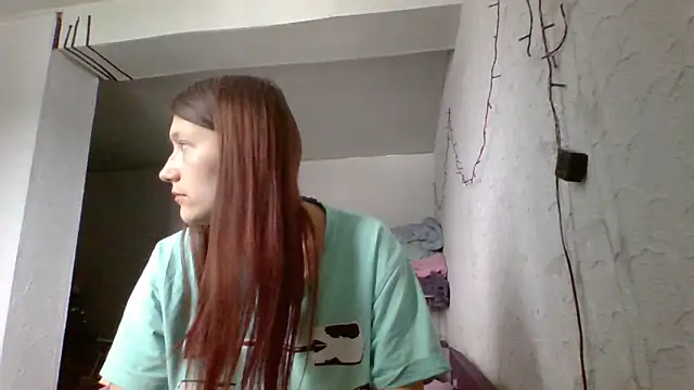 luna tt online show from February 25, 10:04 am