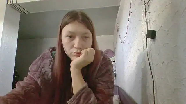 luna tt online show from February 1, 8:01 am