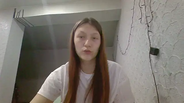 luna tt online show from March 8, 5:05 pm