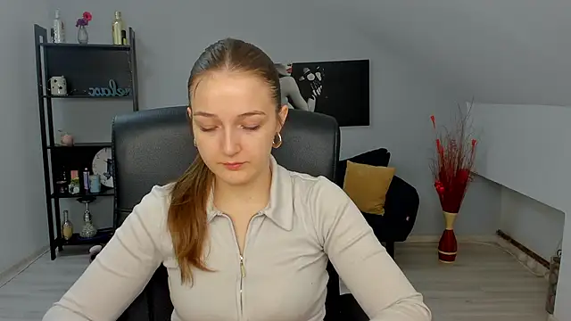 AnneWilsonn online show from March 10, 6:28 am