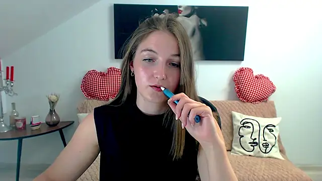 AnneWilsonn online show from May 28, 5:26 am