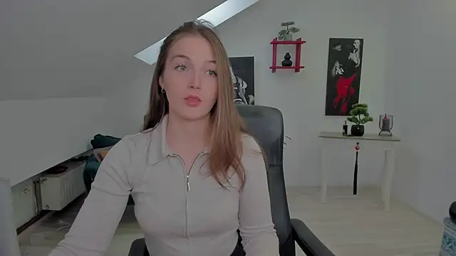 AnneWilsonn online show from May 13, 8:43 am