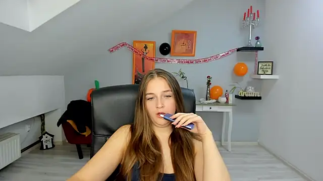 Snapshot of AnneWilsonn chatting on October 29, 12:26 pm AnneWilsonn online show from October 29, 12:26 pm