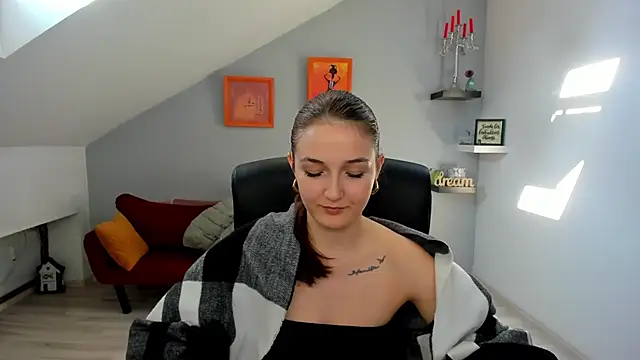 AnneWilsonn online show from January 14, 11:47 am