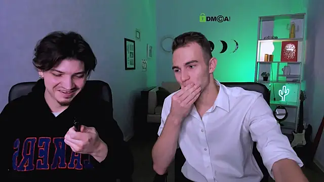 astren villo online show from December 15, 1:17 pm