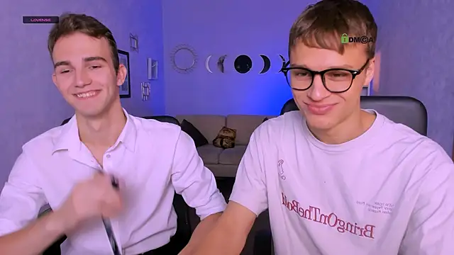 astren villo online show from November 7, 8:13 pm