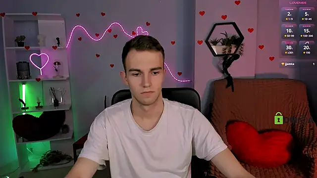 astren villo online show from February 26, 3:56 pm