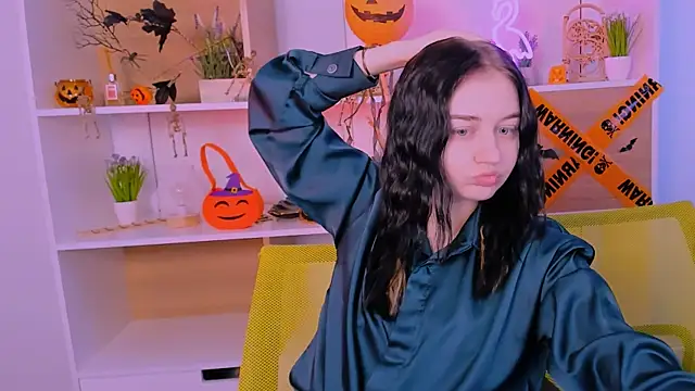 sendi cais online show from October 31, 9:39 am