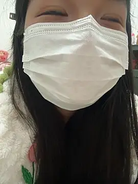 lris000123 online show from December 3, 9:09 am