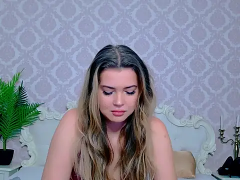 Samantha Cole online show from November 26, 10:26 am