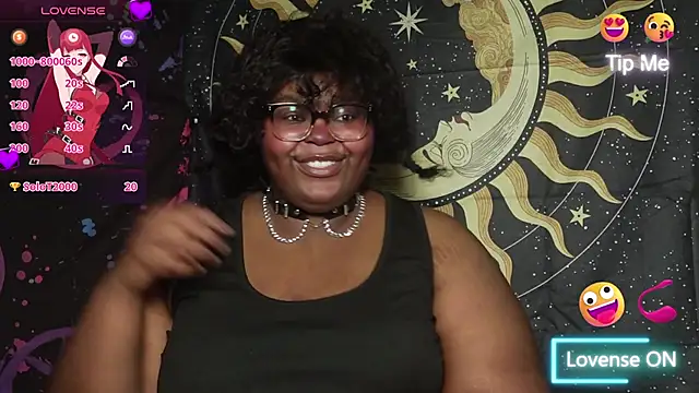 TheChubbySiren online show from December 22, 2:44 am