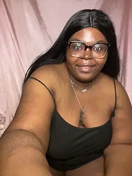 TheChubbySiren online show from May 8, 2:21 pm