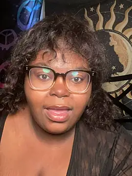 TheChubbySiren online show from December 20, 2:20 pm