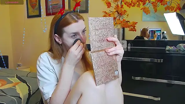 MeganNewCat online show from December 19, 8:22 pm