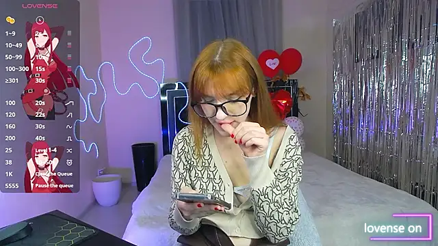 MeganNewCat online show from March 15, 8:38 pm