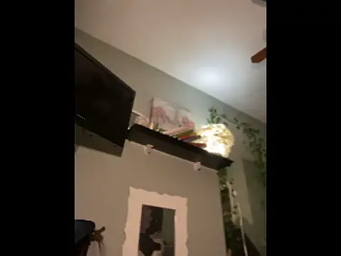 queenkelly1234 online show from December 14, 1:12 am