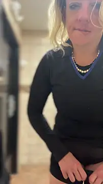 queenkelly1234 online show from April 27, 6:55 am