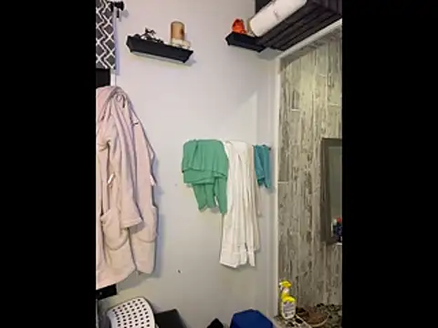 queenkelly1234 online show from November 21, 11:15 pm