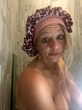 queenkelly1234 online show from November 8, 10:30 am