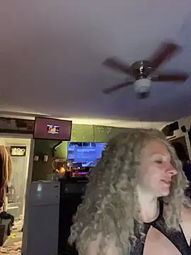 queenkelly1234 online show from October 29, 2:32 am