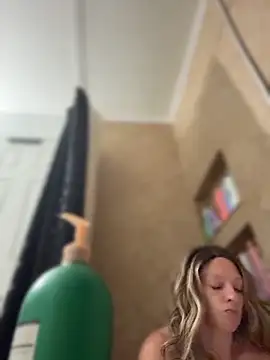 queenkelly1234 online show from May 29, 11:49 am