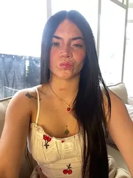 Snapshot of PamelaJonsom_ chatting on June 19, 5:08 pm PamelaJonsom online show from June 19, 5:08 pm