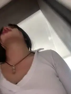 PamelaJonsom  online show from February 19, 3:20 pm