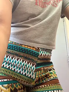 La-Gatiita-trans online show from February 28, 2:06 pm