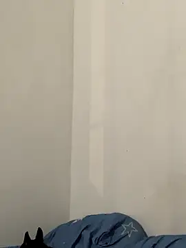 Snapshot of La-Gatiita-trans chatting on November 30, 3:29 am La-Gatiita-trans online show from November 30, 3:29 am