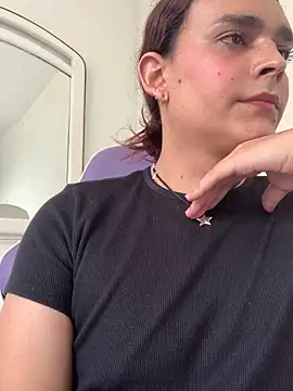 La-Gatiita-trans online show from December 21, 5:36 pm