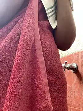 La-Gatiita-trans online show from January 11, 3:52 pm