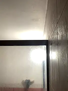 Snapshot of La-Gatiita-trans chatting on November 5, 11:19 pm La-Gatiita-trans online show from November 5, 11:19 pm