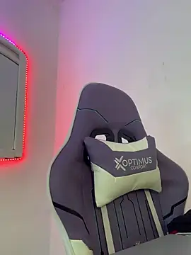 La-Gatiita-trans online show from December 16, 2:10 pm