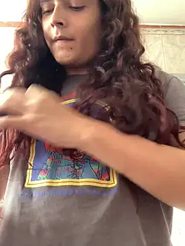 La-Gatiita-trans online show from February 10, 6:40 pm