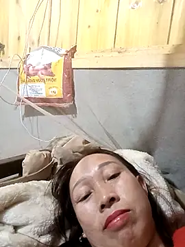 Manni john online show from October 31, 4:03 pm