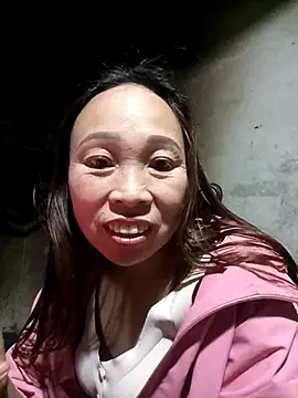 Snapshot of Manni_john chatting on February 3, 6:22 am Manni john online show from February 3, 6:22 am