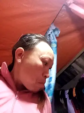 Snapshot of Manni_john chatting on February 25, 12:55 am Manni john online show from February 25, 12:55 am