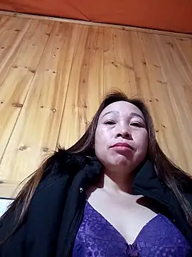 Snapshot of Manni_john chatting on February 16, 3:32 pm Manni john online show from February 16, 3:32 pm